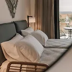 Noa Suites